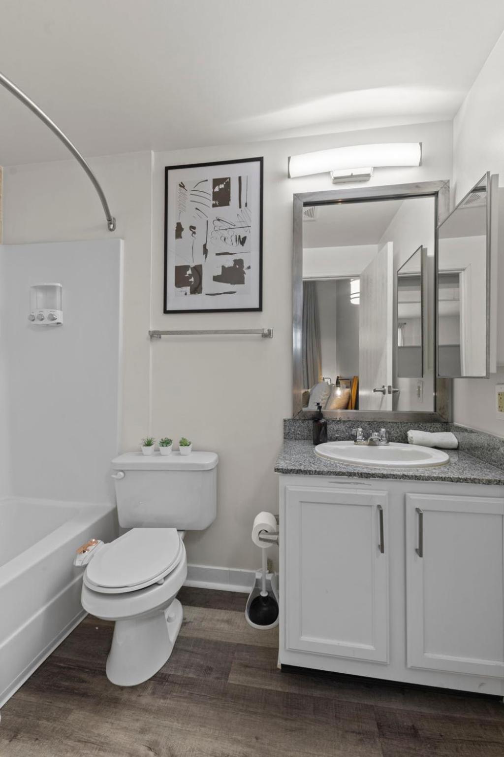 Indy Urban Stay - Skywalk - Sleeps 8 - Downtown - Stadium Indianapolis Dış mekan fotoğraf